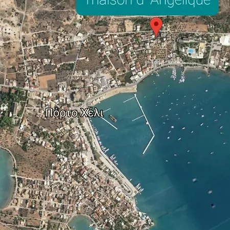 Angelique όμορφο στο شقة *